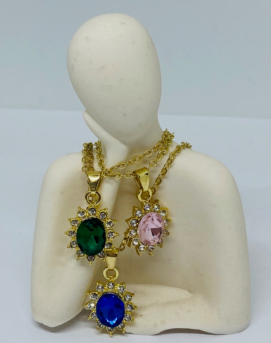 Collier en acier inoxydable doré avec pendentif bleu, vert ou rose pâle